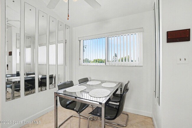 Building Photo - 306 Beach Park Ln