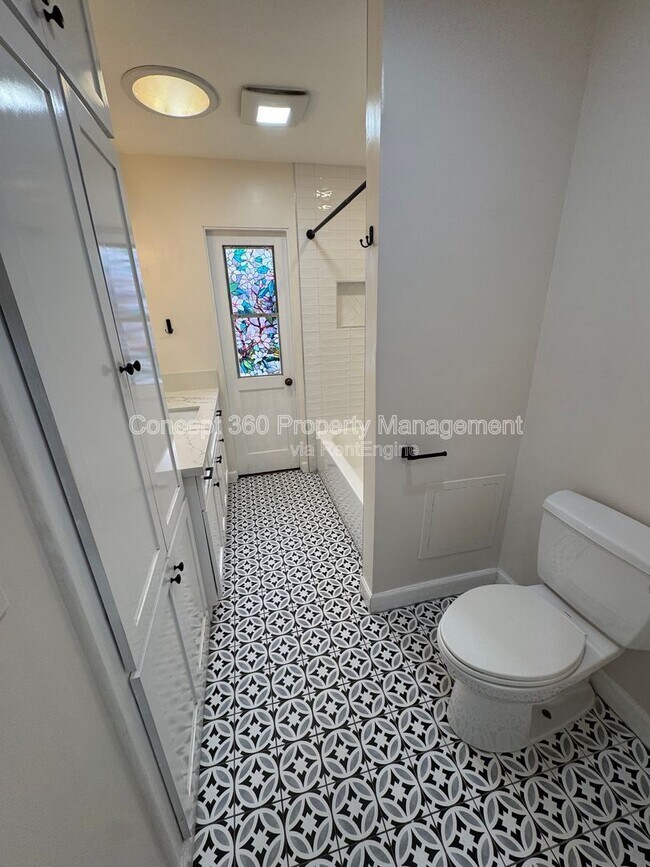 Building Photo - 1972 Fanwood Ave