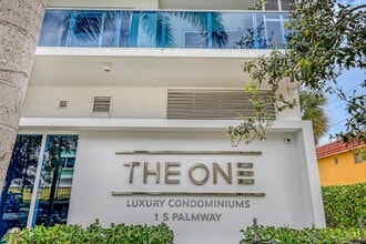 Building Photo - 1 S Palmway