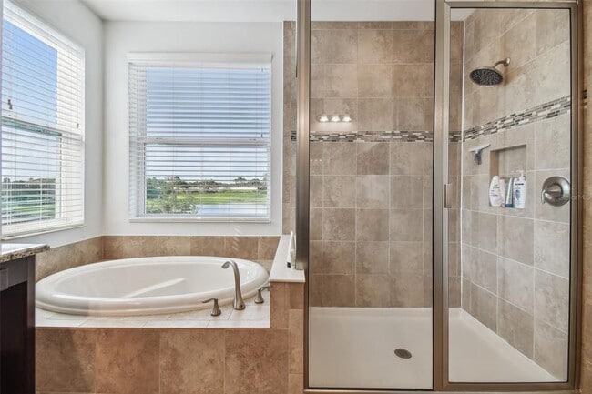 Building Photo - 30415 Palmer Oak Dr
