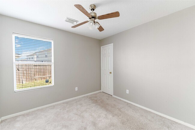 Building Photo - 12106 Landsdown Ridge Way