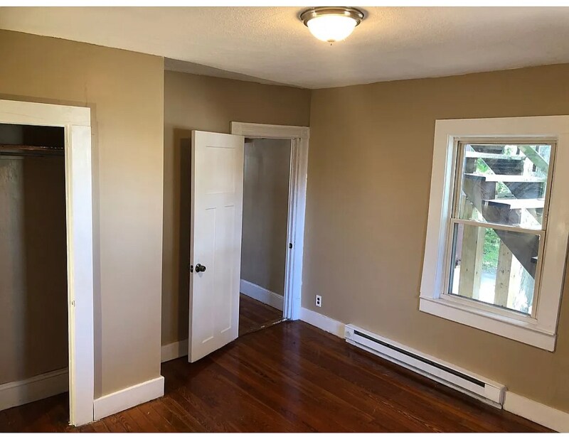 Building Photo - 3 Hanover St