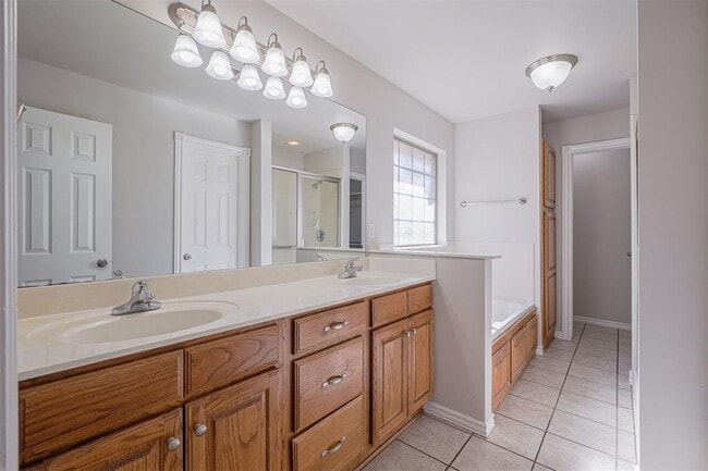 Building Photo - 11517 NW 6th St