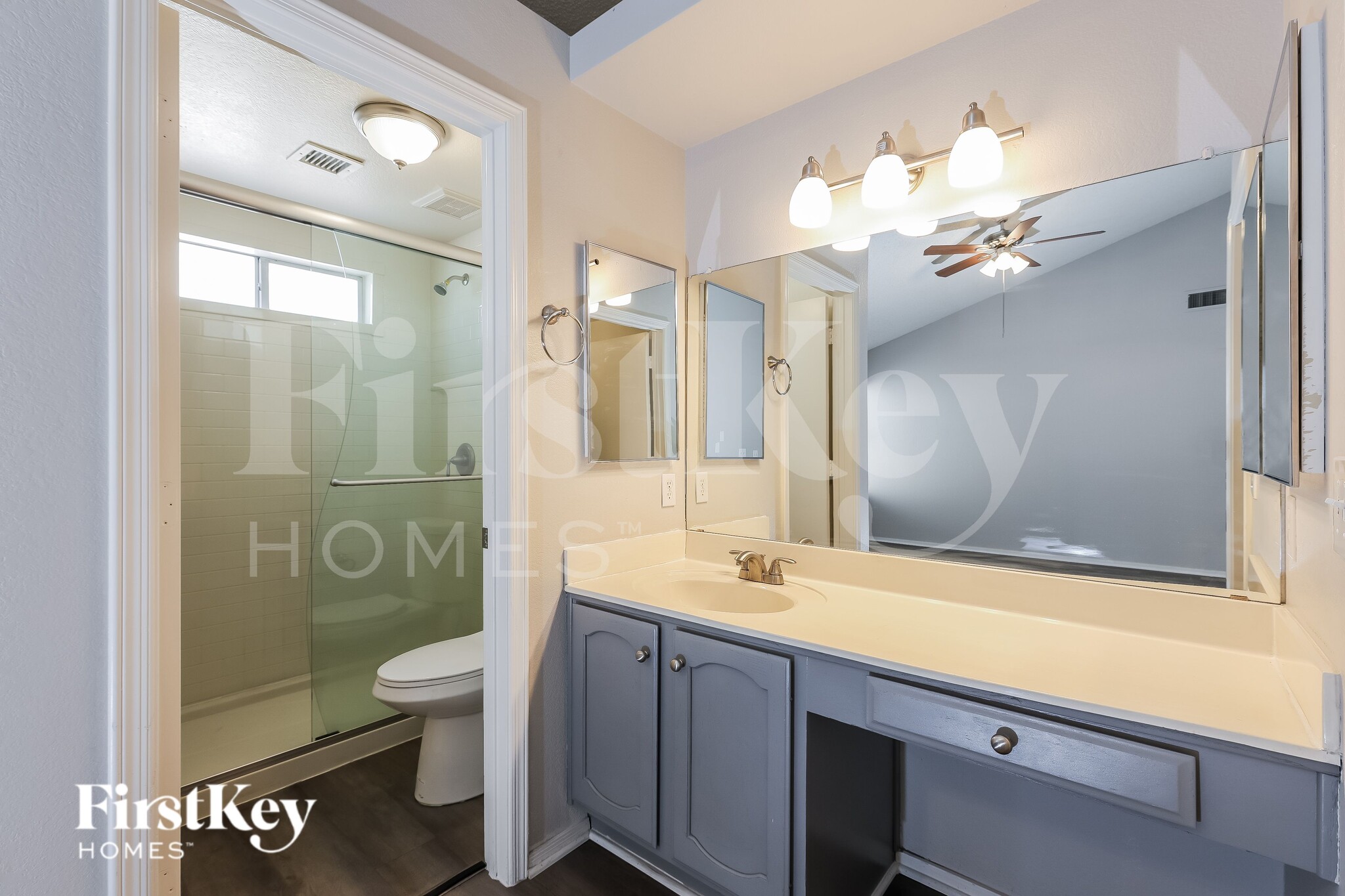 Building Photo - 5039 W Chicago Cir S