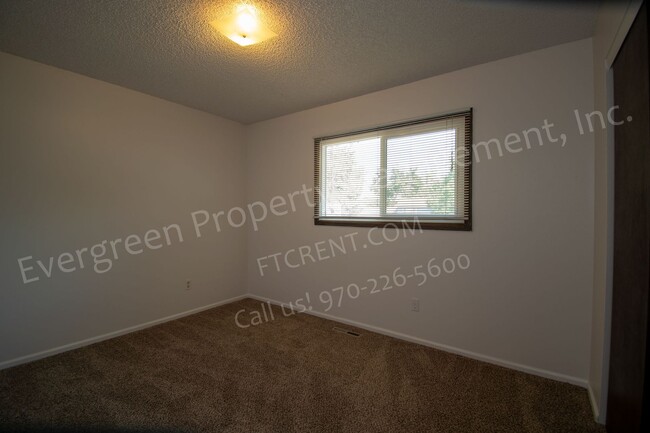 Building Photo - 3 Bedroom, 2 Bath Home in Fort Collins!