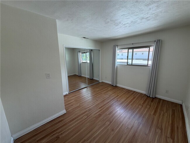 Building Photo - 1330 W Lambert Rd