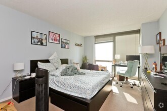 Building Photo - 2 bedroom in Chicago IL 60601