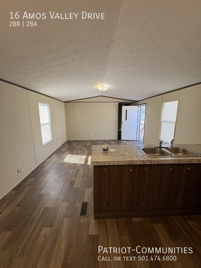 Building Photo - 16 Amos Valley Dr