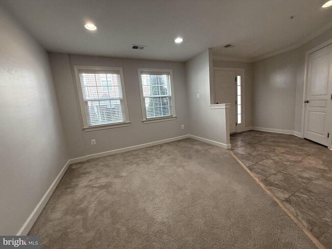 Building Photo - 3529 Sprigg St S
