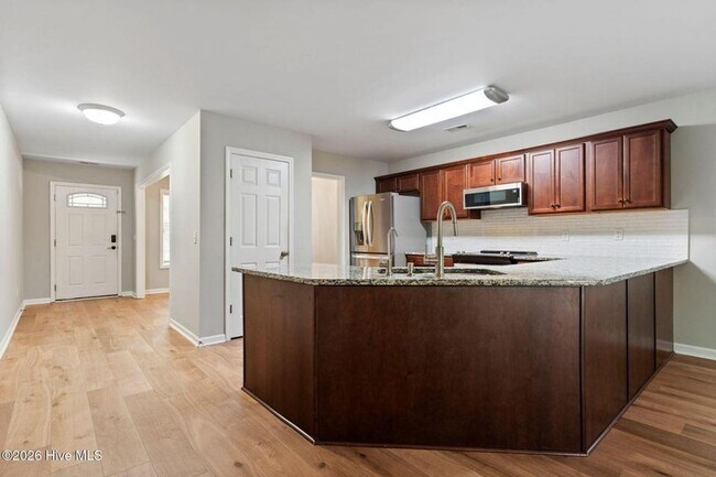 Building Photo - 3912 Willowick Park Dr