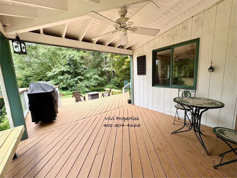 Back Deck - 365 Woodville Rd