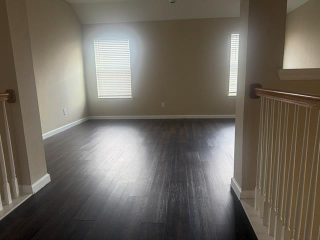 Building Photo - 2844 Cascade Cove Dr