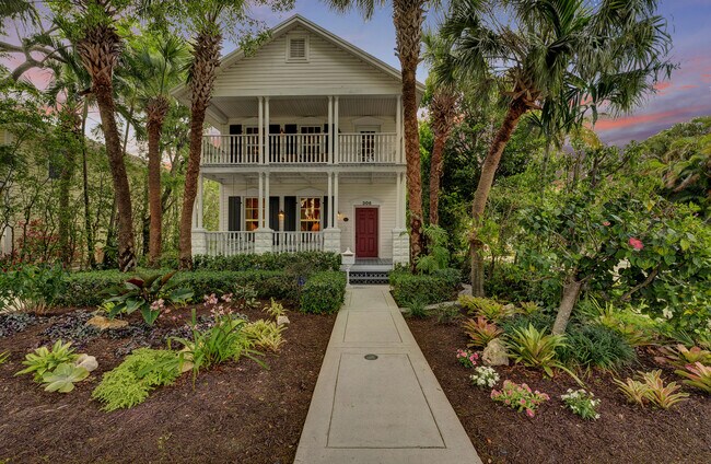 Building Photo - 306 N Swinton Ave