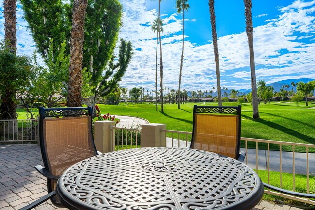 Building Photo - 321 Bouquet Canyon Dr