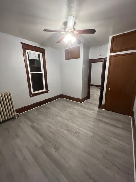 Building Photo - 208 W High St