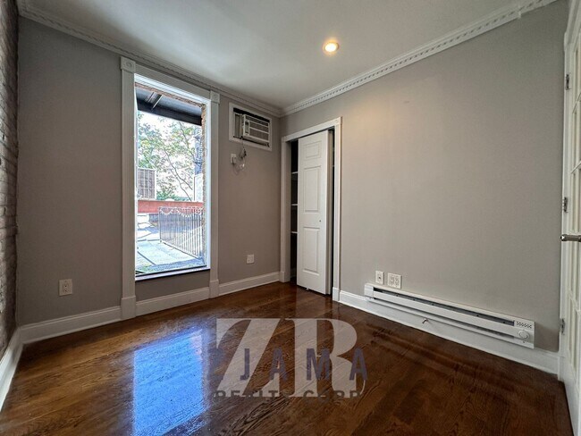 Building Photo - 222 Avenue B