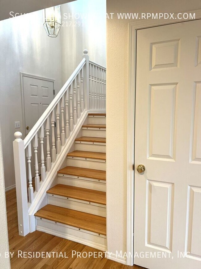 Building Photo - 6463 NW Wenmarie Dr