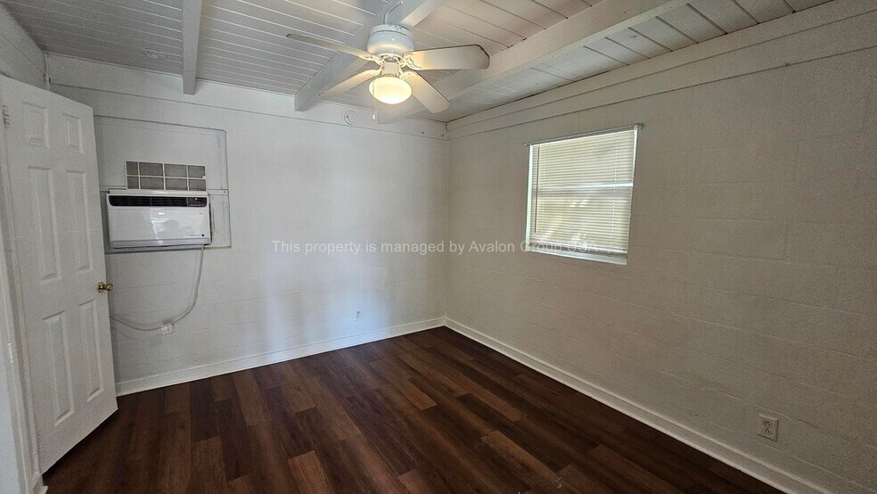 Building Photo - 1627 West Rd