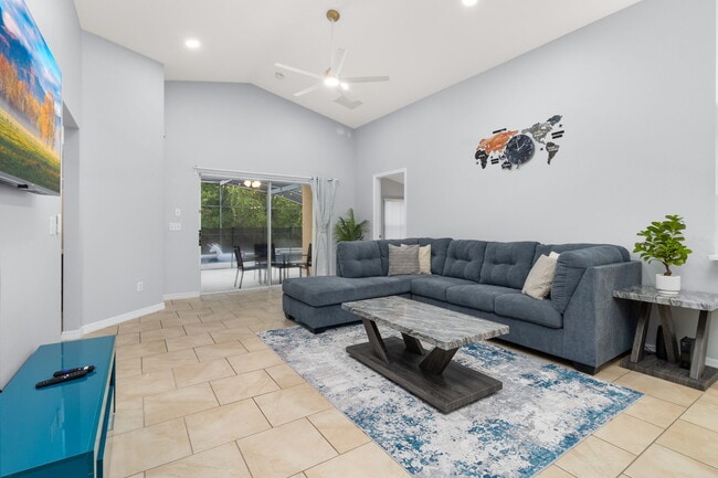 Building Photo - 269 Sandy Ridge Dr