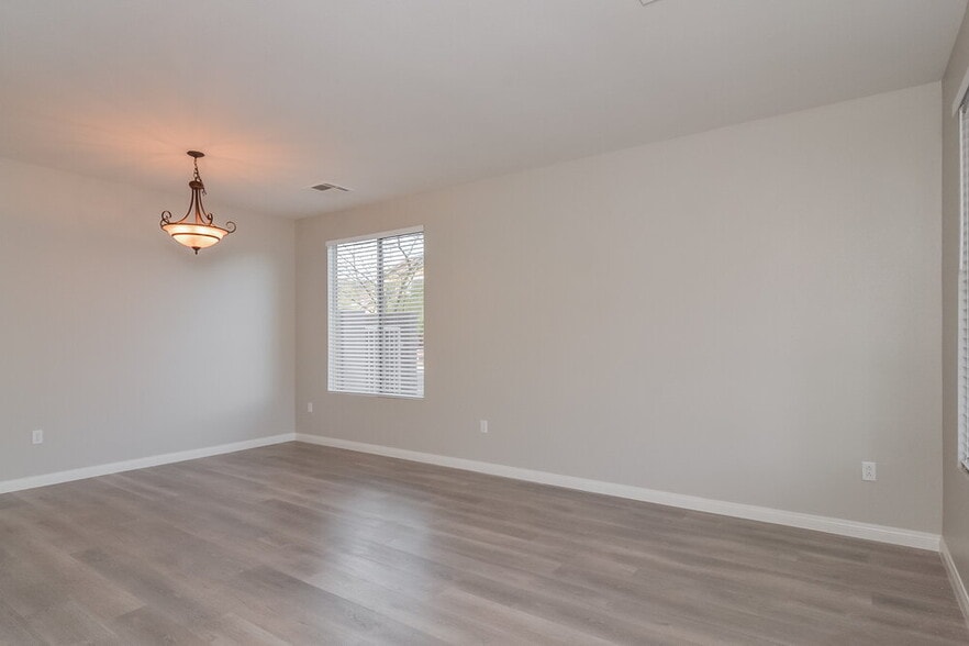 Building Photo - 643 Prosser Creek Pl