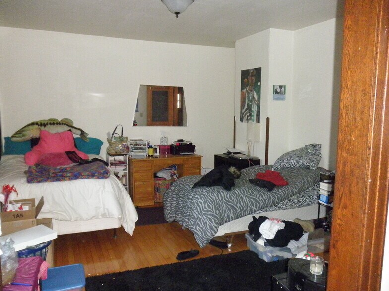 Bedroom - 211 S Mills St