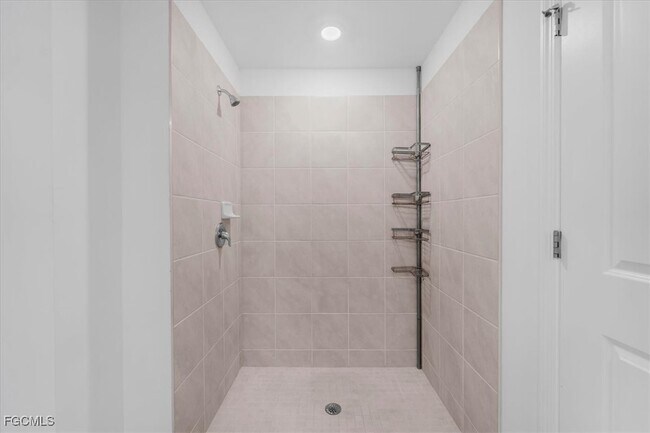 Building Photo - 4138 E Gator Cir