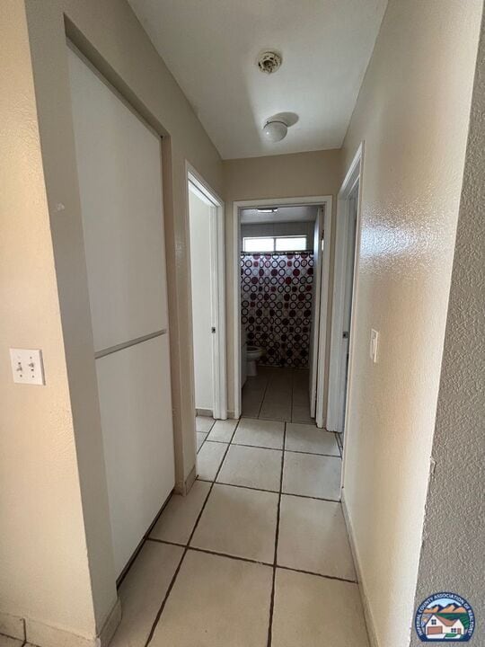 Building Photo - 22 Hawk St