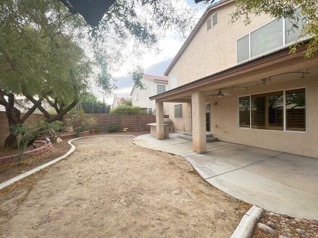 Building Photo - Southwest Rustic Charmet