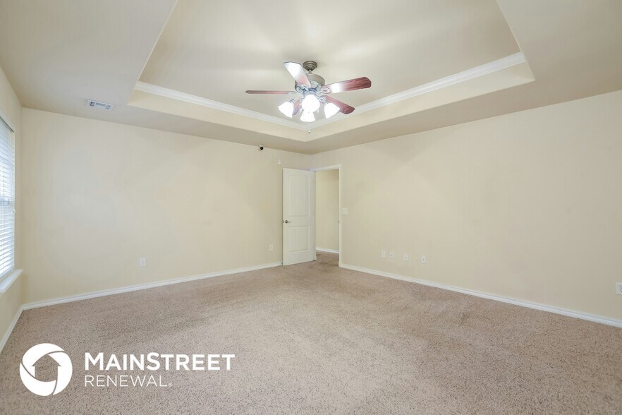 Building Photo - 11120 SW 42nd St