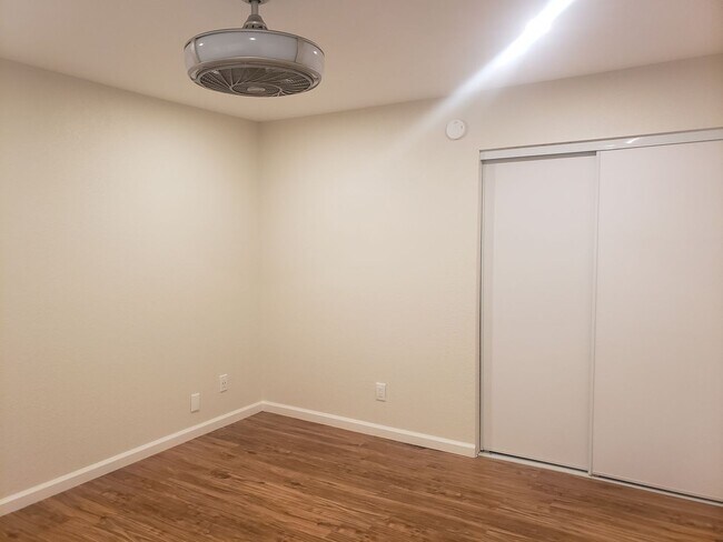 Building Photo - Updated Home in Old Town Auburn