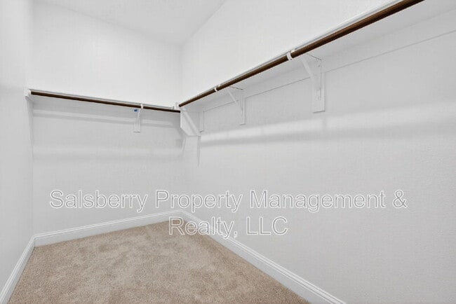 Building Photo - 125 Gallegos Dr