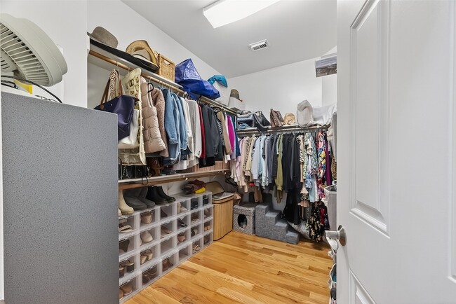 Building Photo - 3410 Garden Shadow Ln