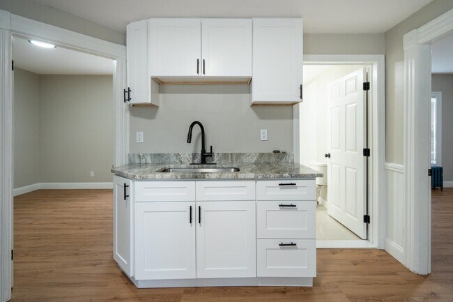 Building Photo - 124 Huntington Ave