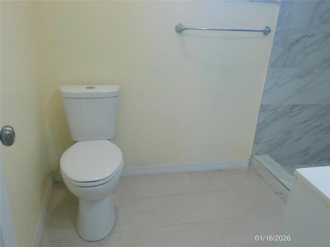 Building Photo - 1111 Cypress Gardens Blvd