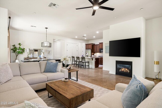Building Photo - 9260 E Desert Village Dr