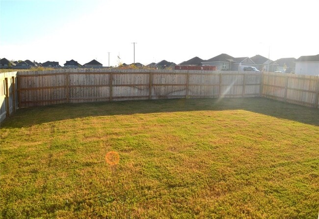 Building Photo - 2007 Filmore Cv