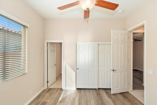 Building Photo - 80215 Queensboro Dr