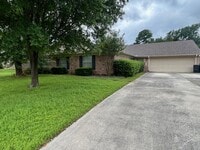 Building Photo - Spacious Midway ISD Home