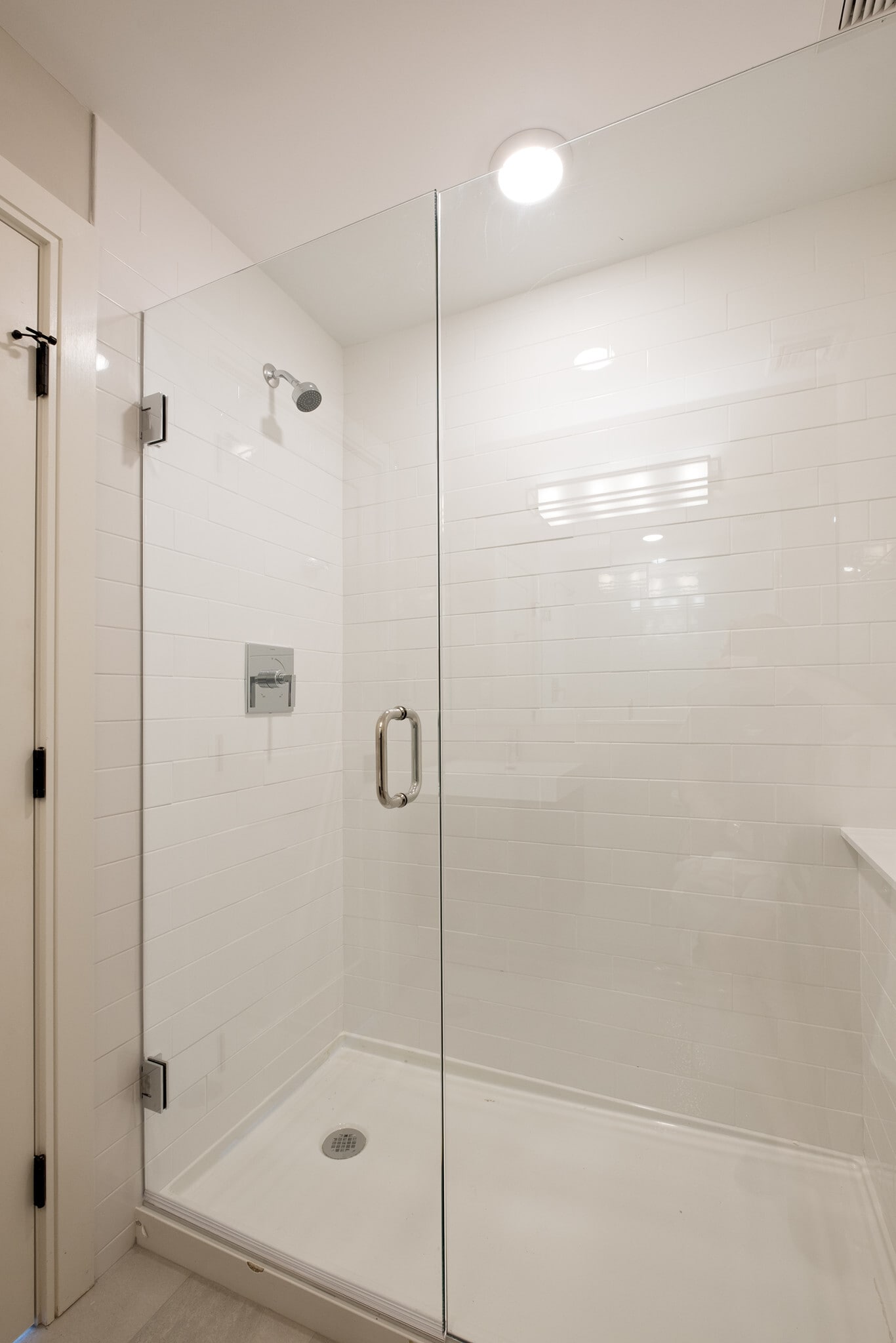 Building Photo - 15 Everett St