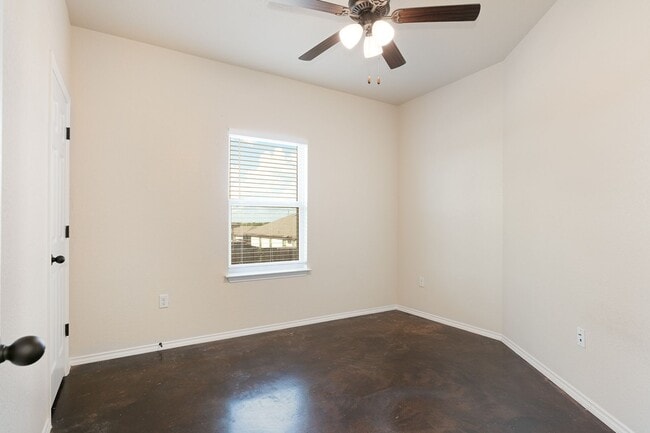 Building Photo - New Braunfels~ Beautiful Luxury 3 Bdrm~Stained Concrete Floors Throughout