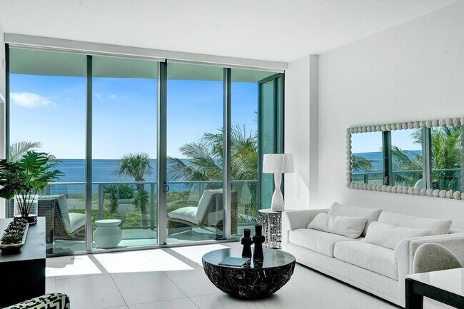 Building Photo - 900 N Ocean Blvd