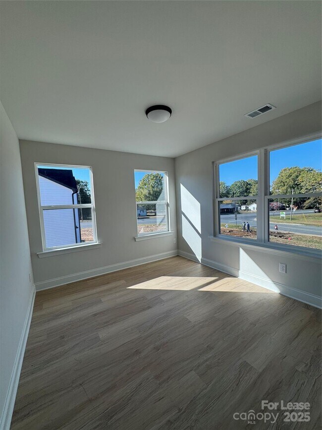 Building Photo - 2157 Tom Sadler Rd