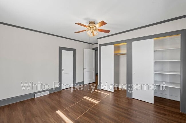 Building Photo - 401 W Ketchie St