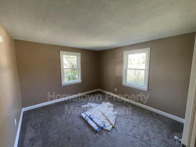 Building Photo - 1130 Whiteford Rd