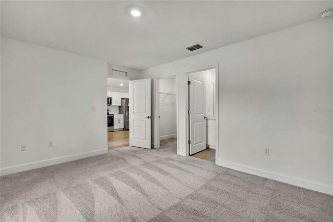 Building Photo - 3390 Dristol Ave
