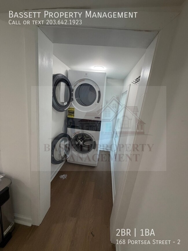 Building Photo - 168 Portsea St