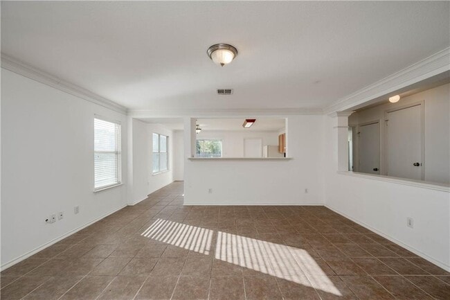 Building Photo - 13316 Thome Valley Dr