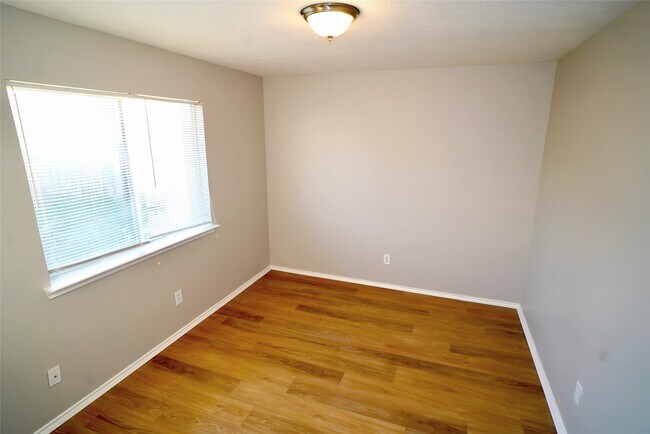 Building Photo - 9010 Grackle Run Ln