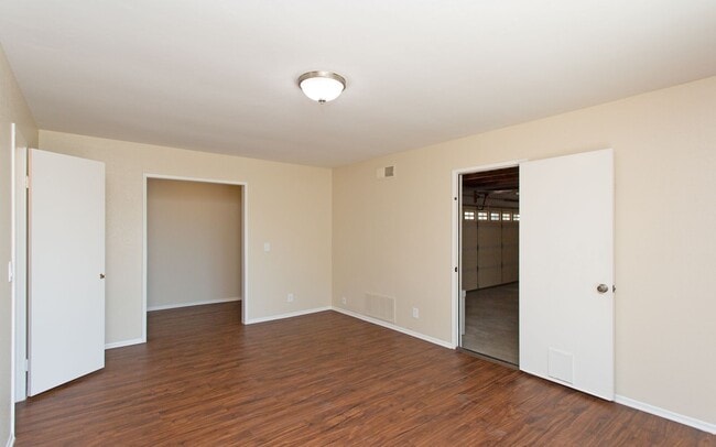 Building Photo - Beautiful 3 Bedroom Carlsbad Home!