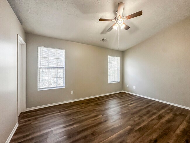 Building Photo - 3440 Great Meadows Ct